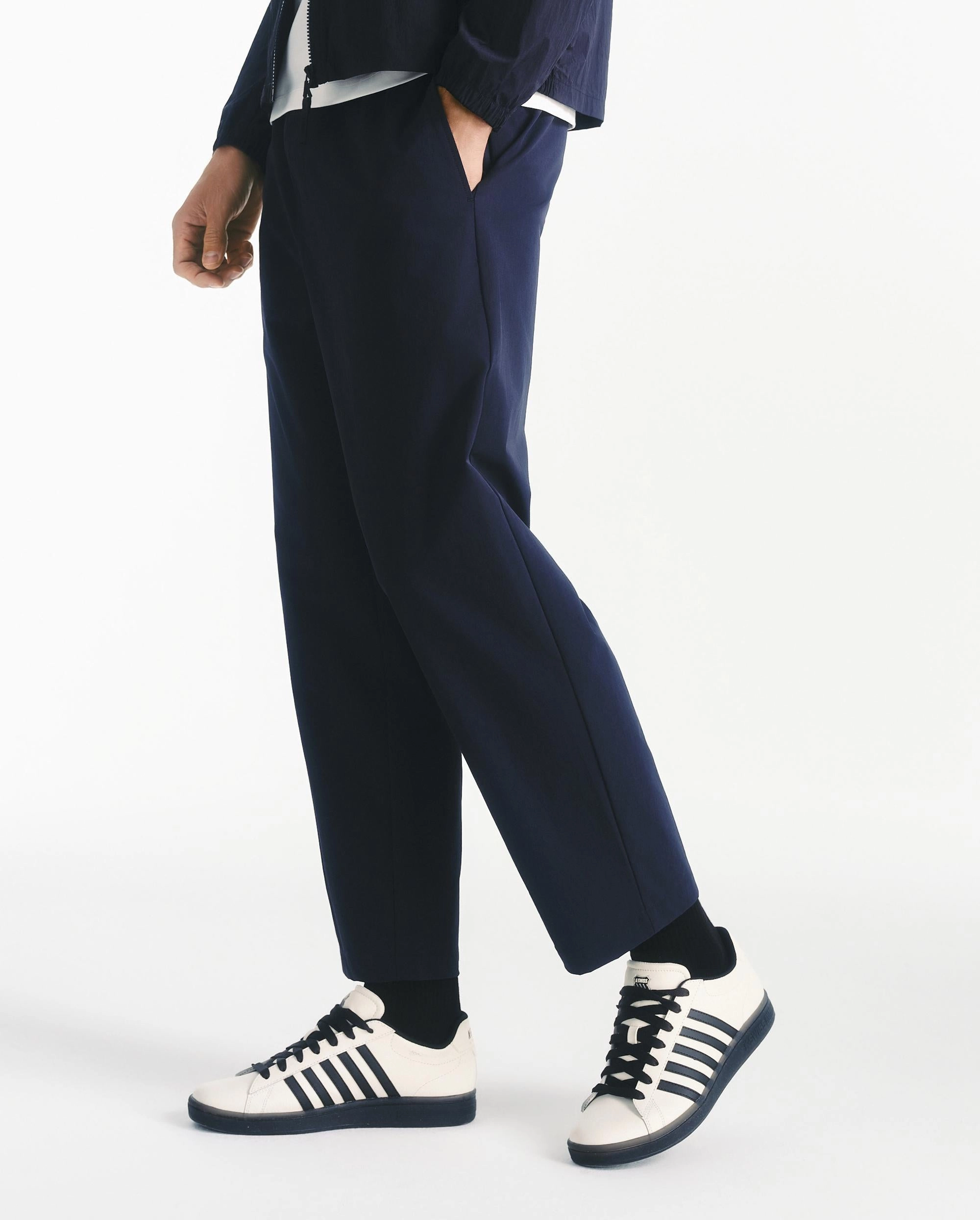 1011553-401 | MEN'S STRAIGHT PANTS | NAVY