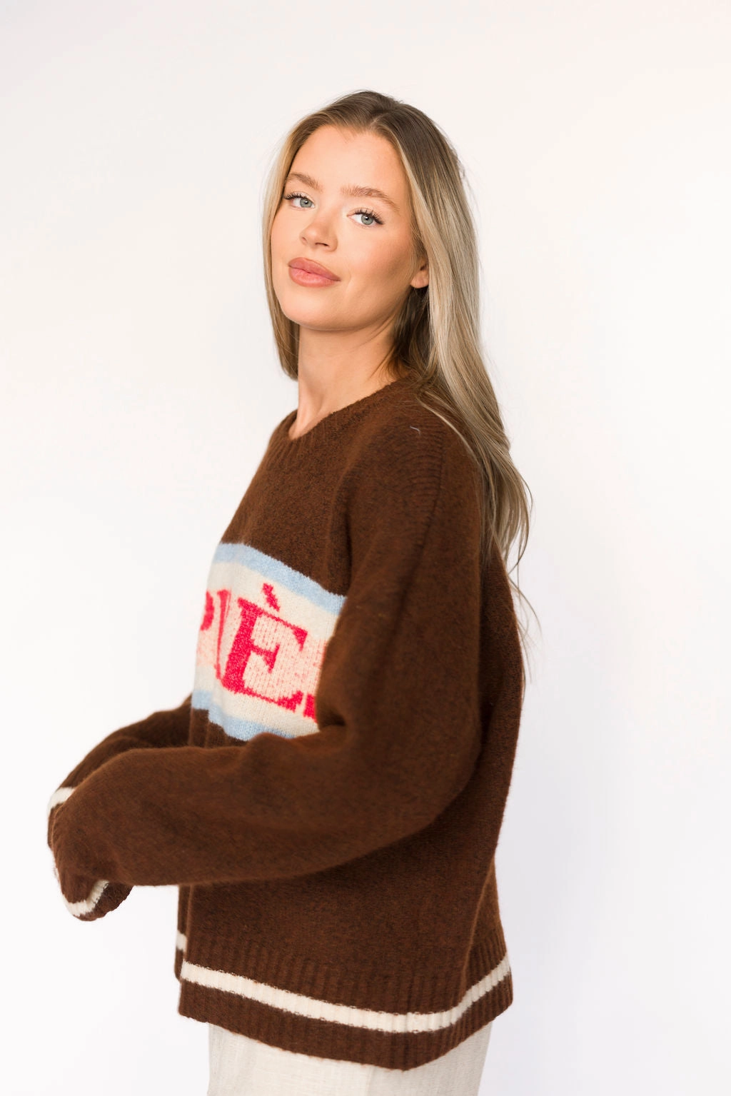 Apres Pullover Sweater Top in Chocolate