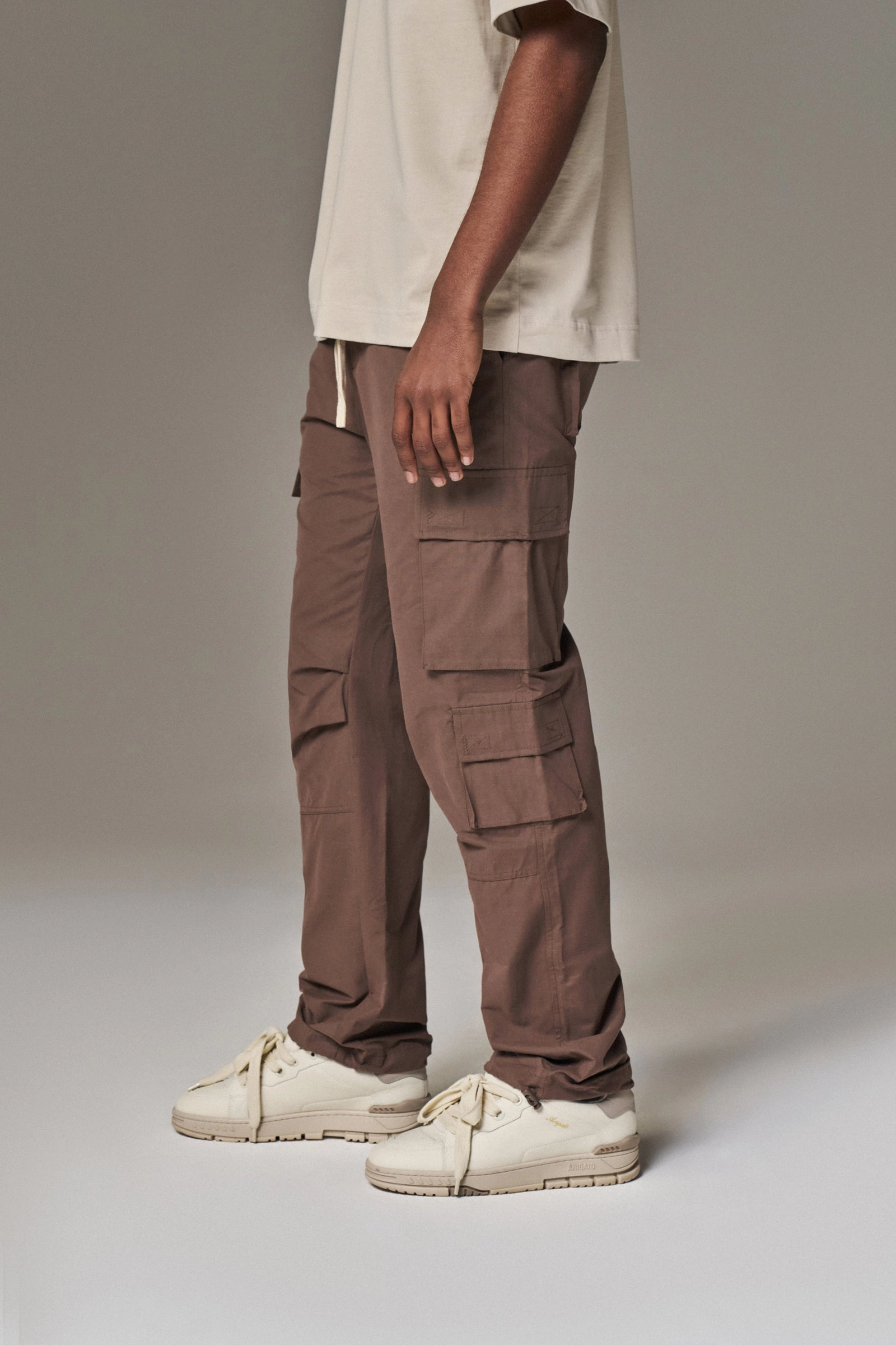 ESSENTIALS CARGO PANT - BROWN