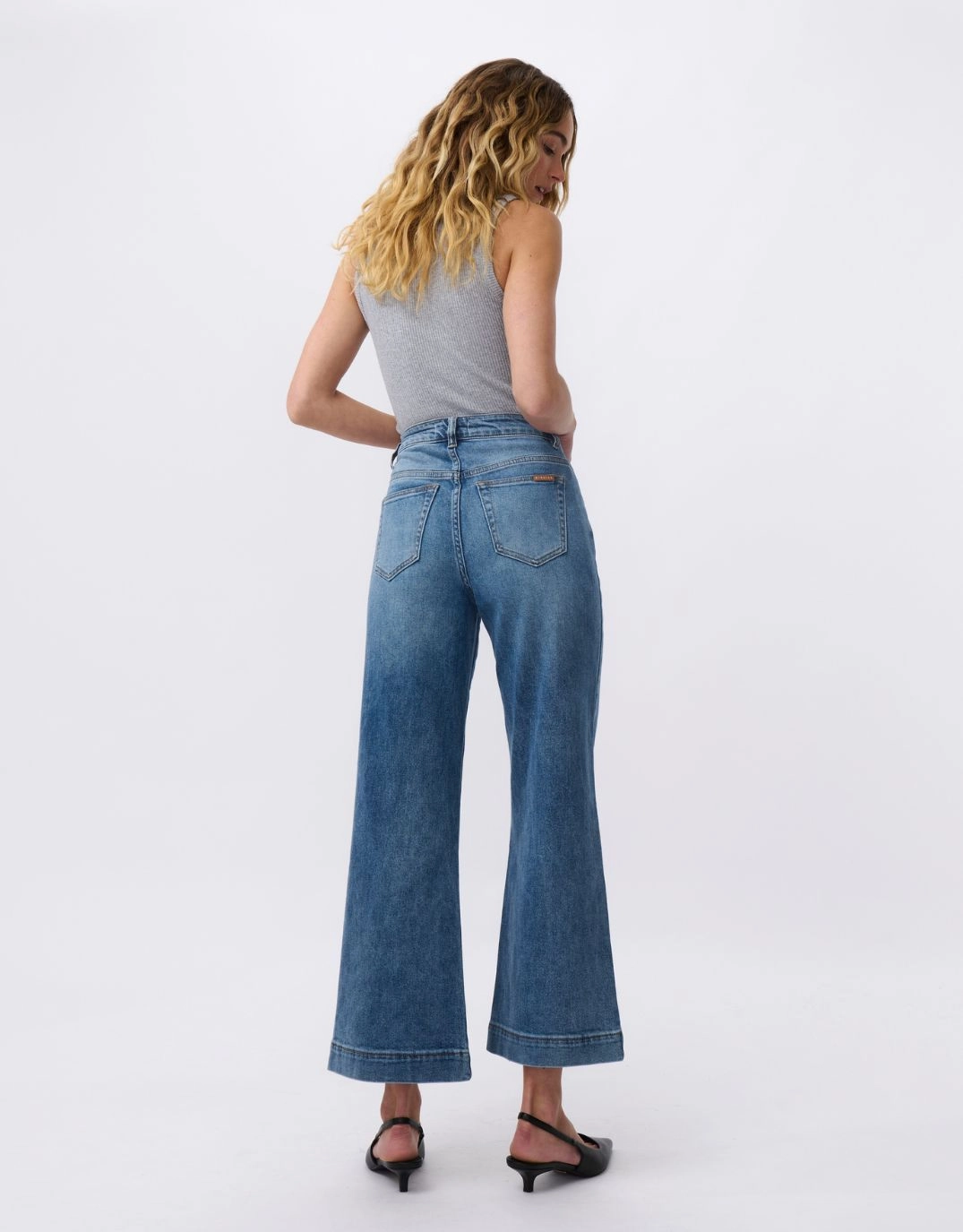 Freya Wide Leg Jeans - Dakota Wash