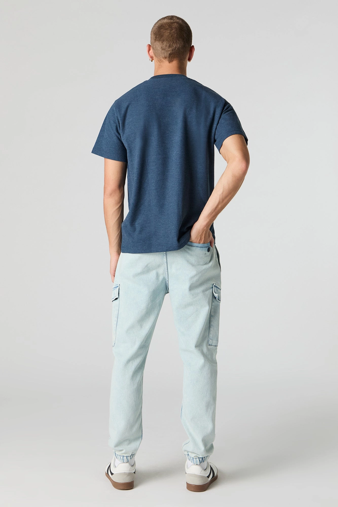 Jogger cargo en denim à taille coulissante