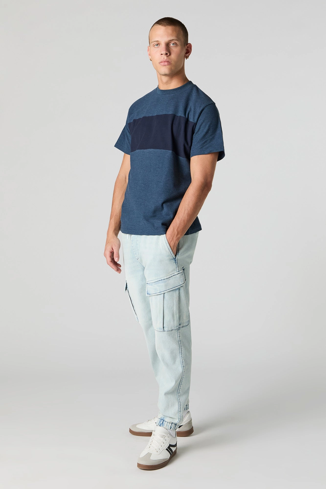 Jogger cargo en denim à taille coulissante