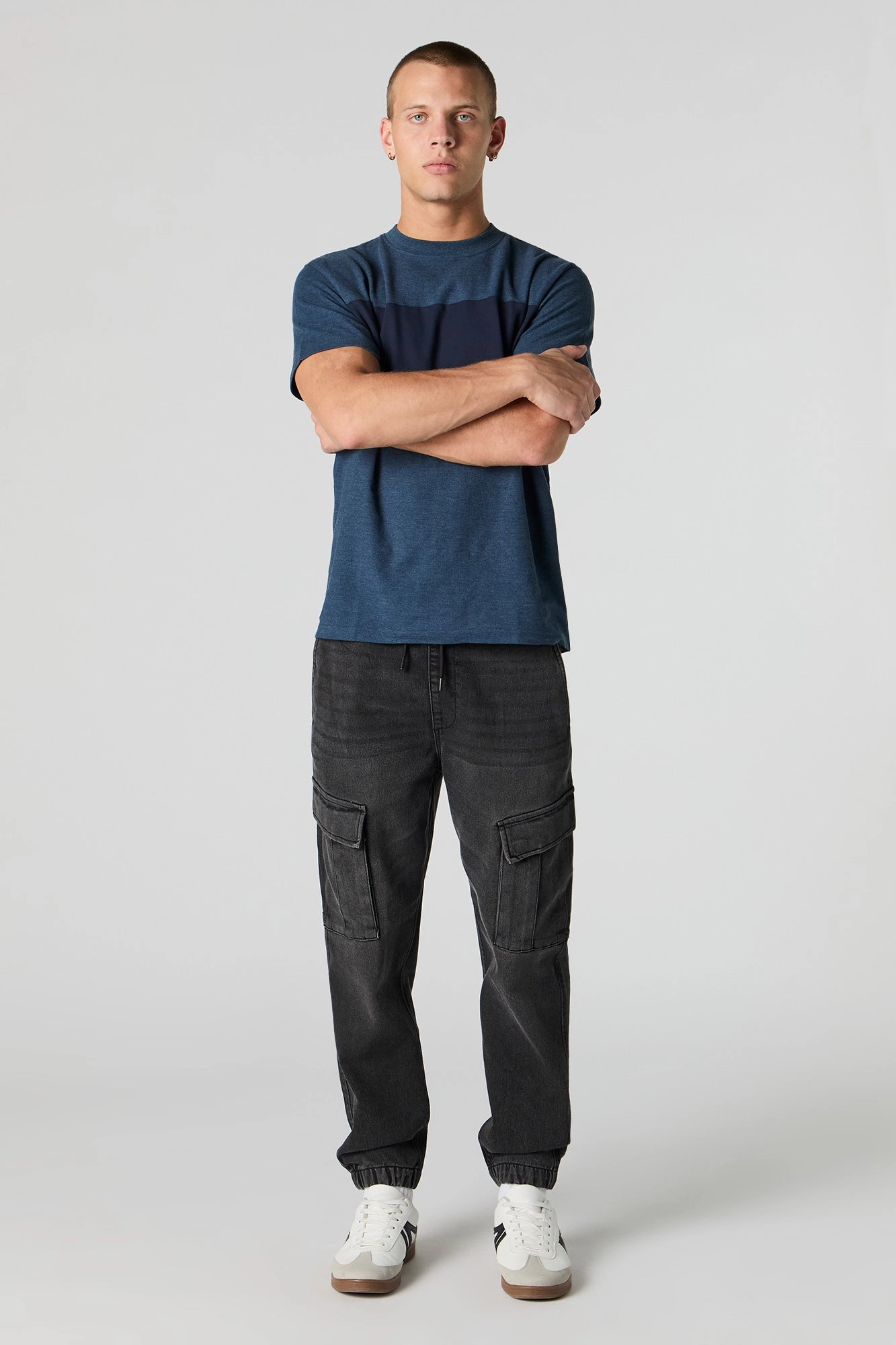 Jogger cargo en denim à taille coulissante