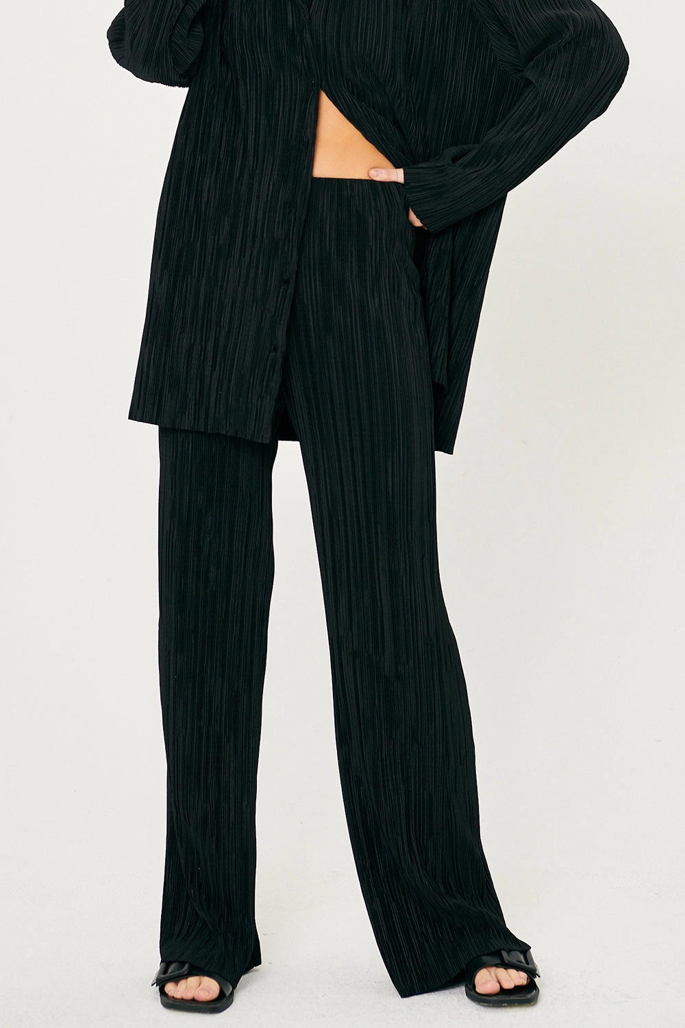 Maria Flared Leg Plisse Pants