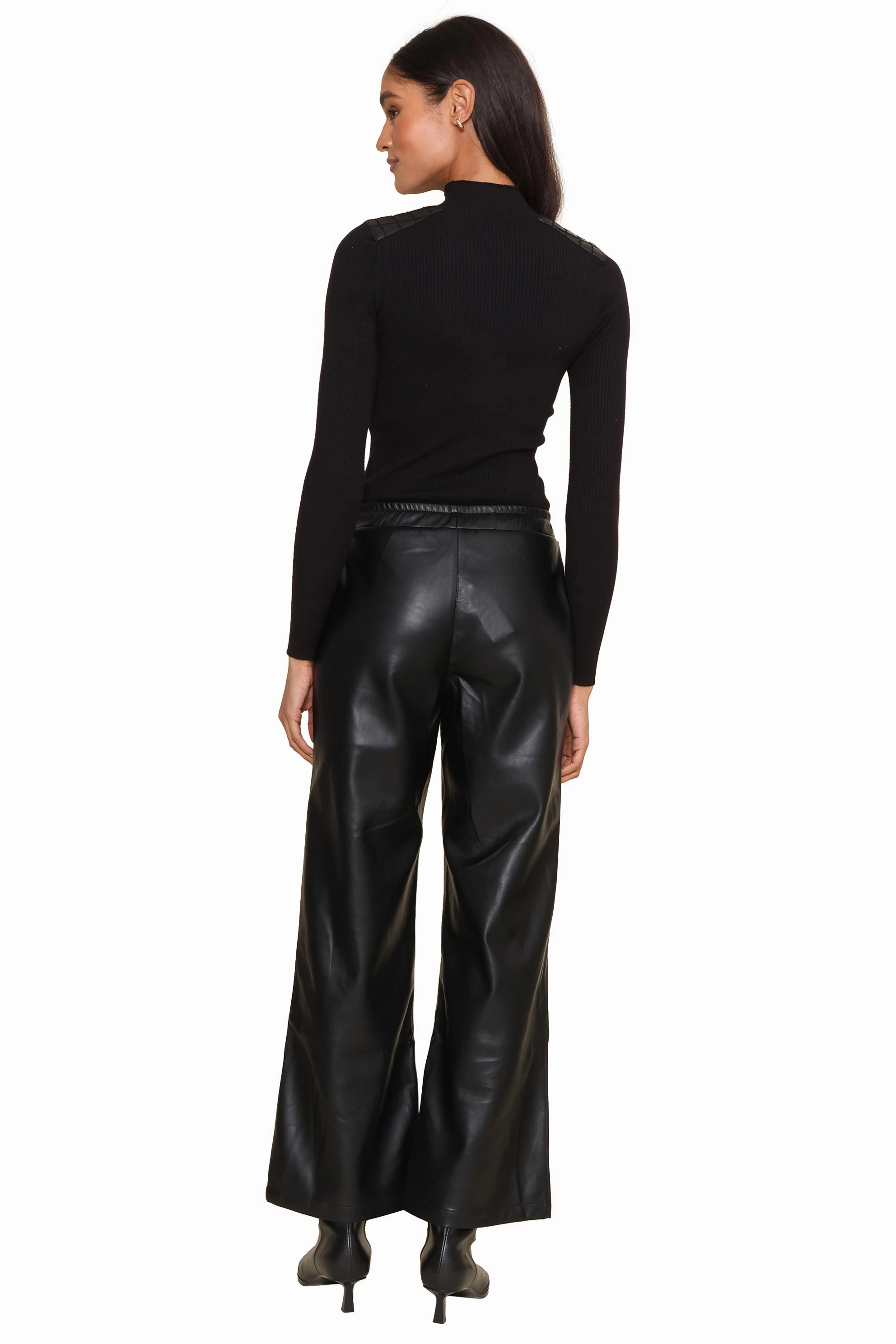 Neida Pant