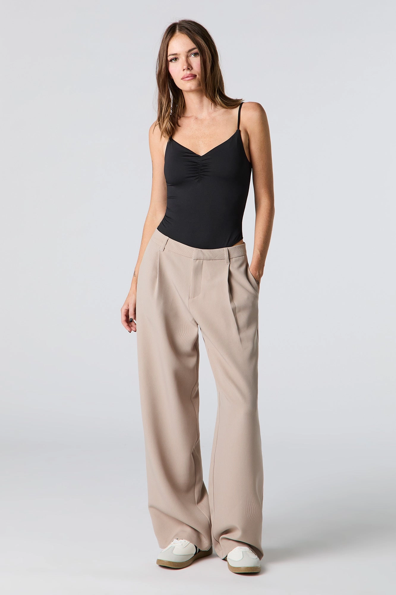 Pantalon habillé baggy à taille basse