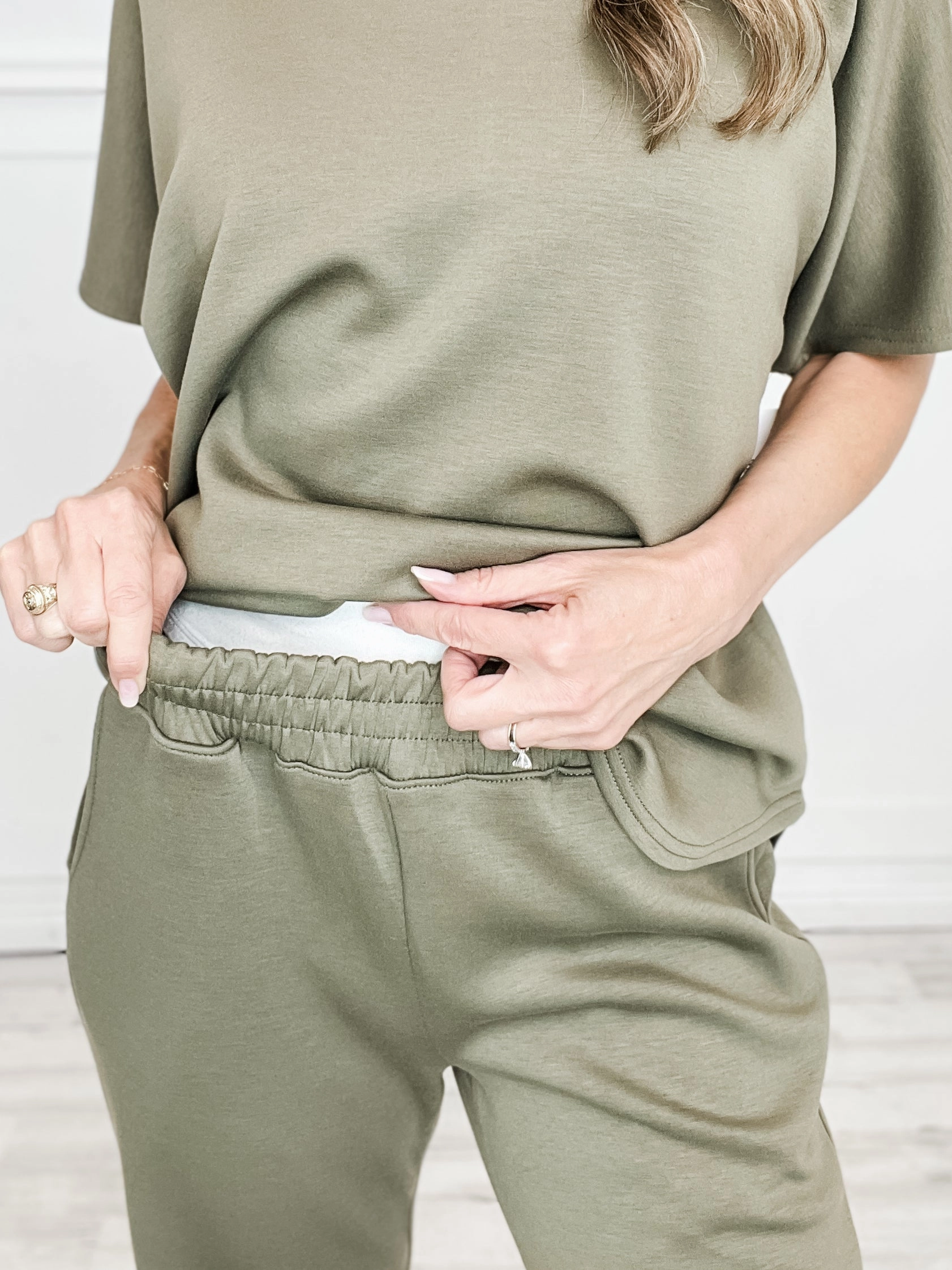 Paris Short Sleeve Top with Wide Leg Pants Set in Olive