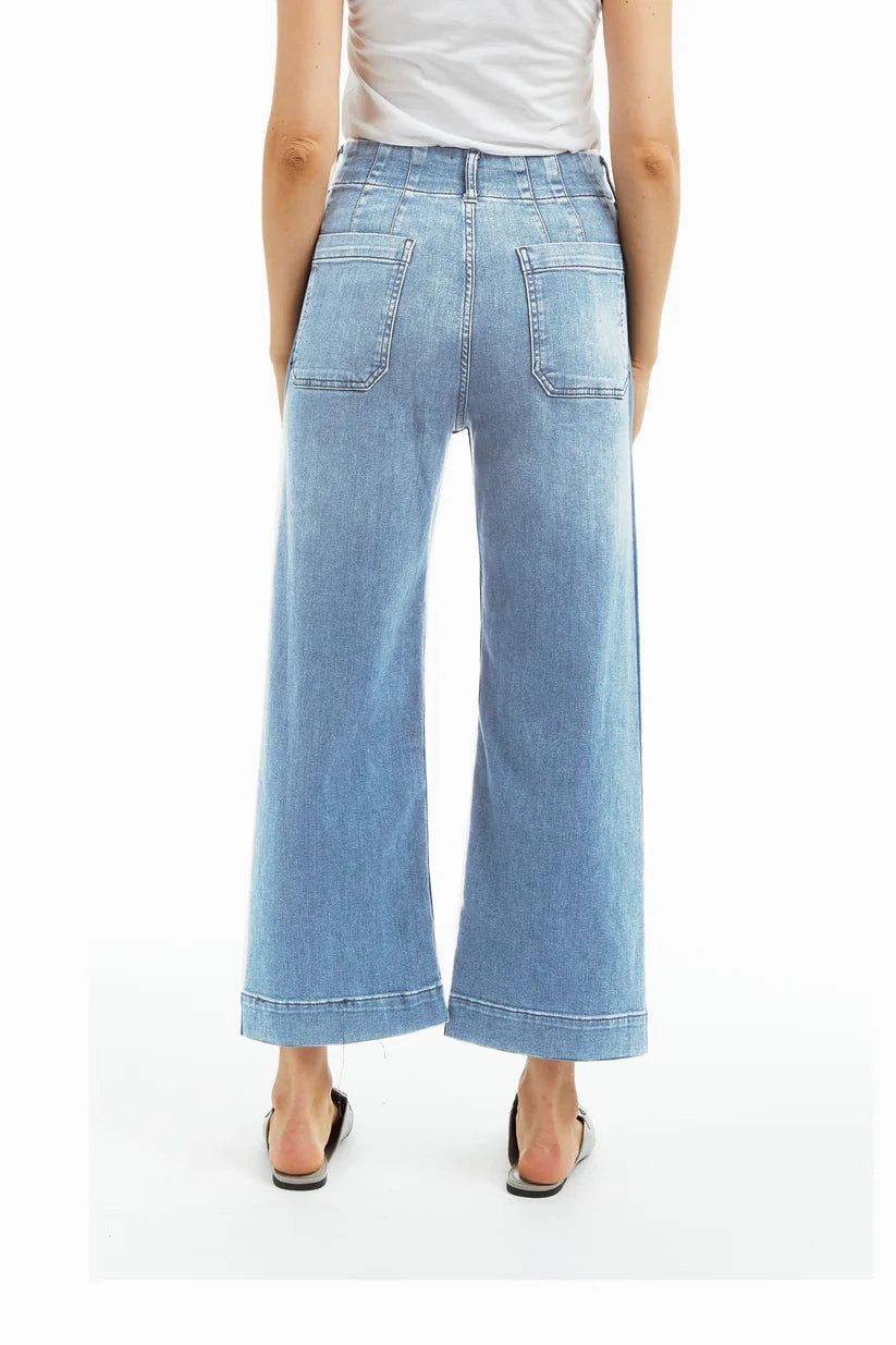 Patch Pocket Wide Leg - Light Indigo