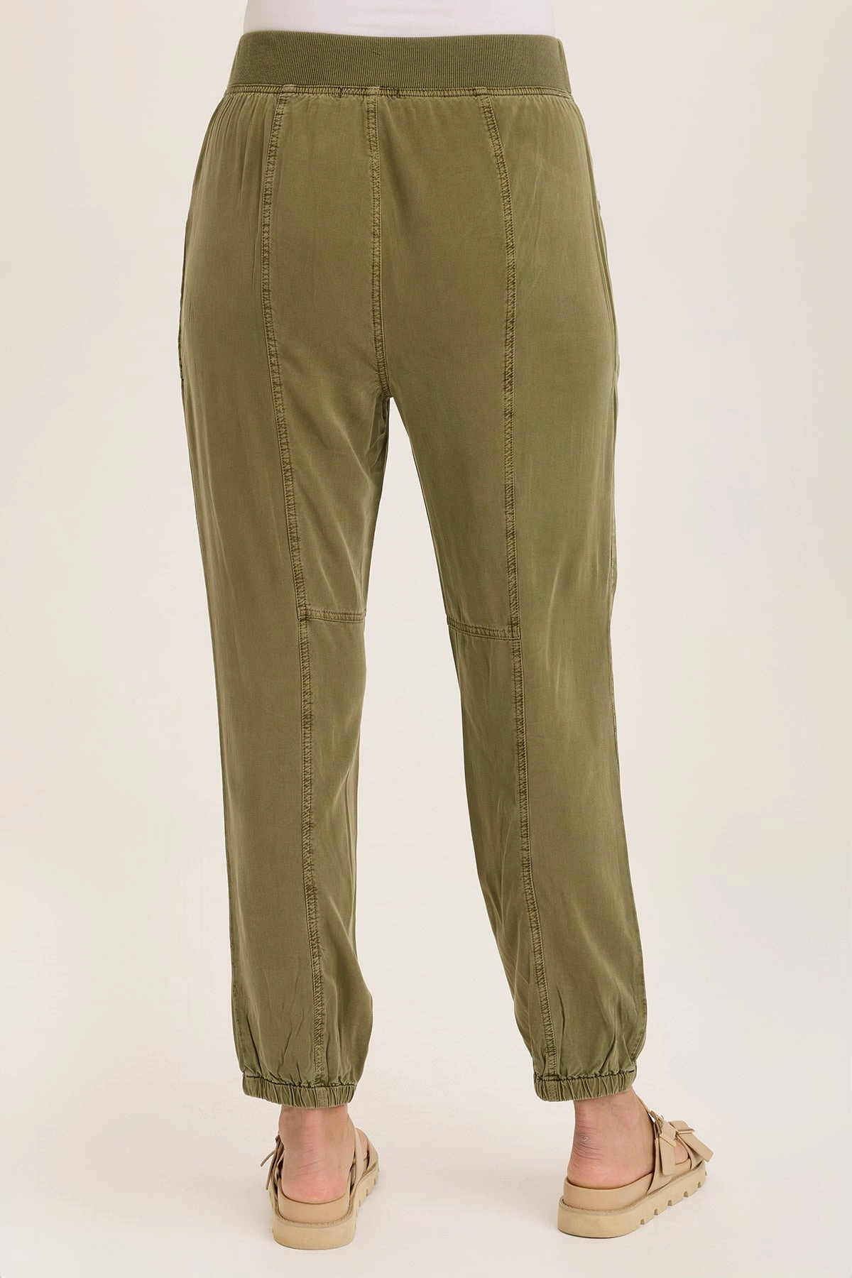 Squire Twill Banded Hem Casual Pant