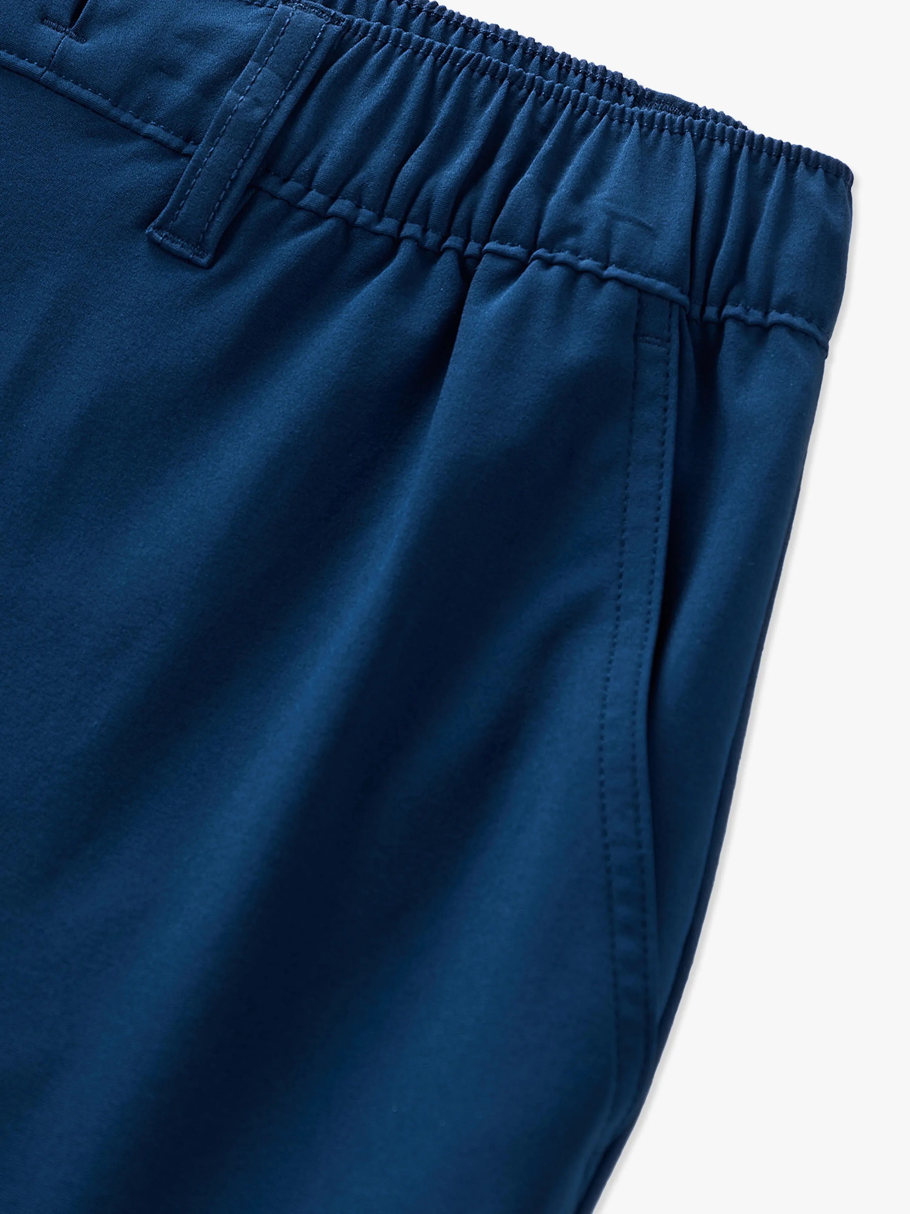 The New Avenues 6" (Everywear Stretch)
