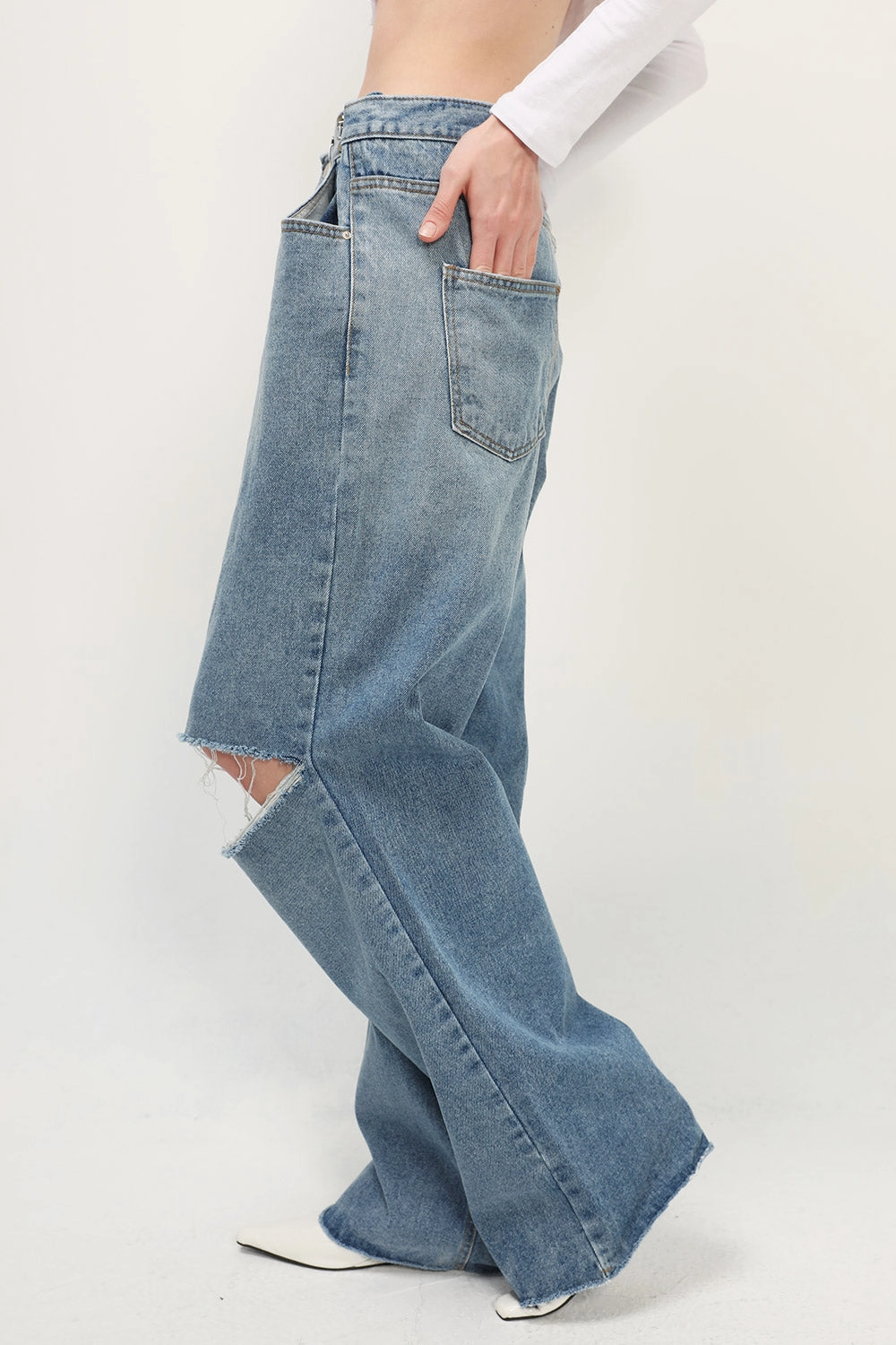Vera Slash Cutout Jeans